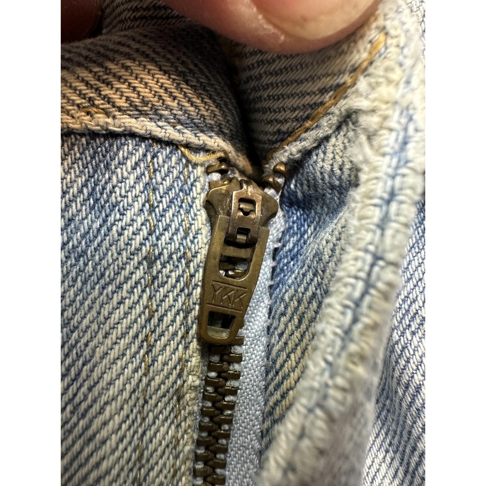 Wrangler Rugged Wear Jeans Mens 33x32(31x31) Light‎ Wash Straight Leg Distressed - Picture 10 of 14